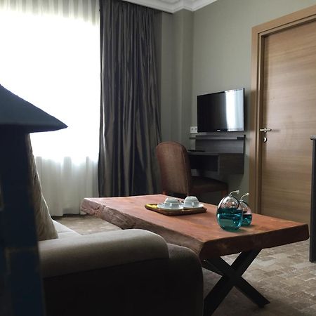 Grand Park Hotel Corlu City Center Bed And Breakfast Exterior photo