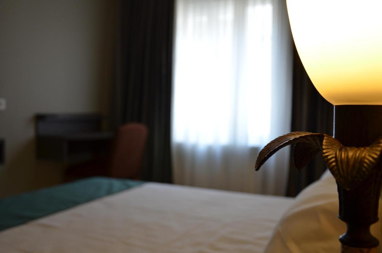 Grand Park Hotel Corlu City Center Bed And Breakfast Exterior photo