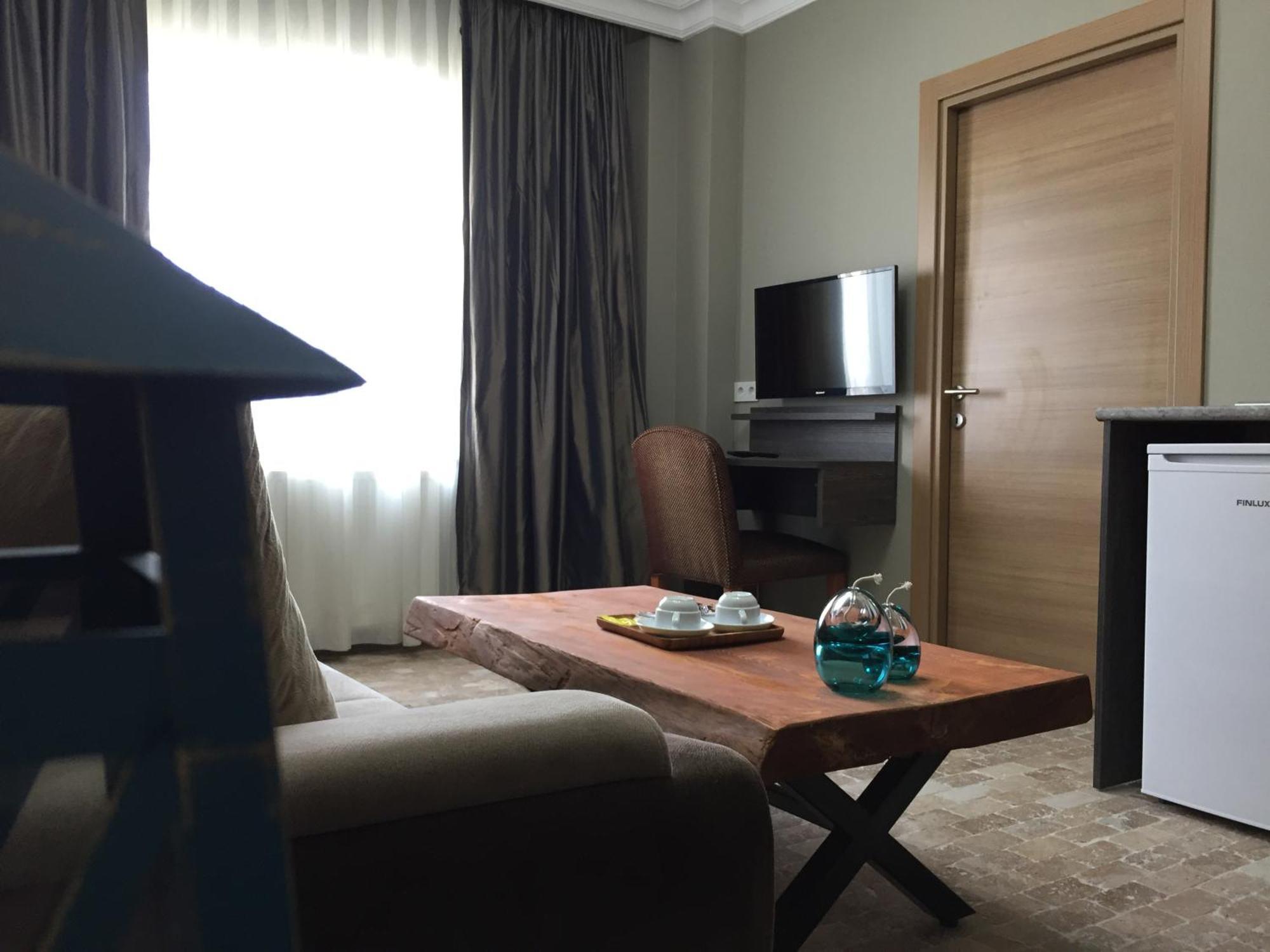 Grand Park Hotel Corlu City Center Bed And Breakfast Exterior photo