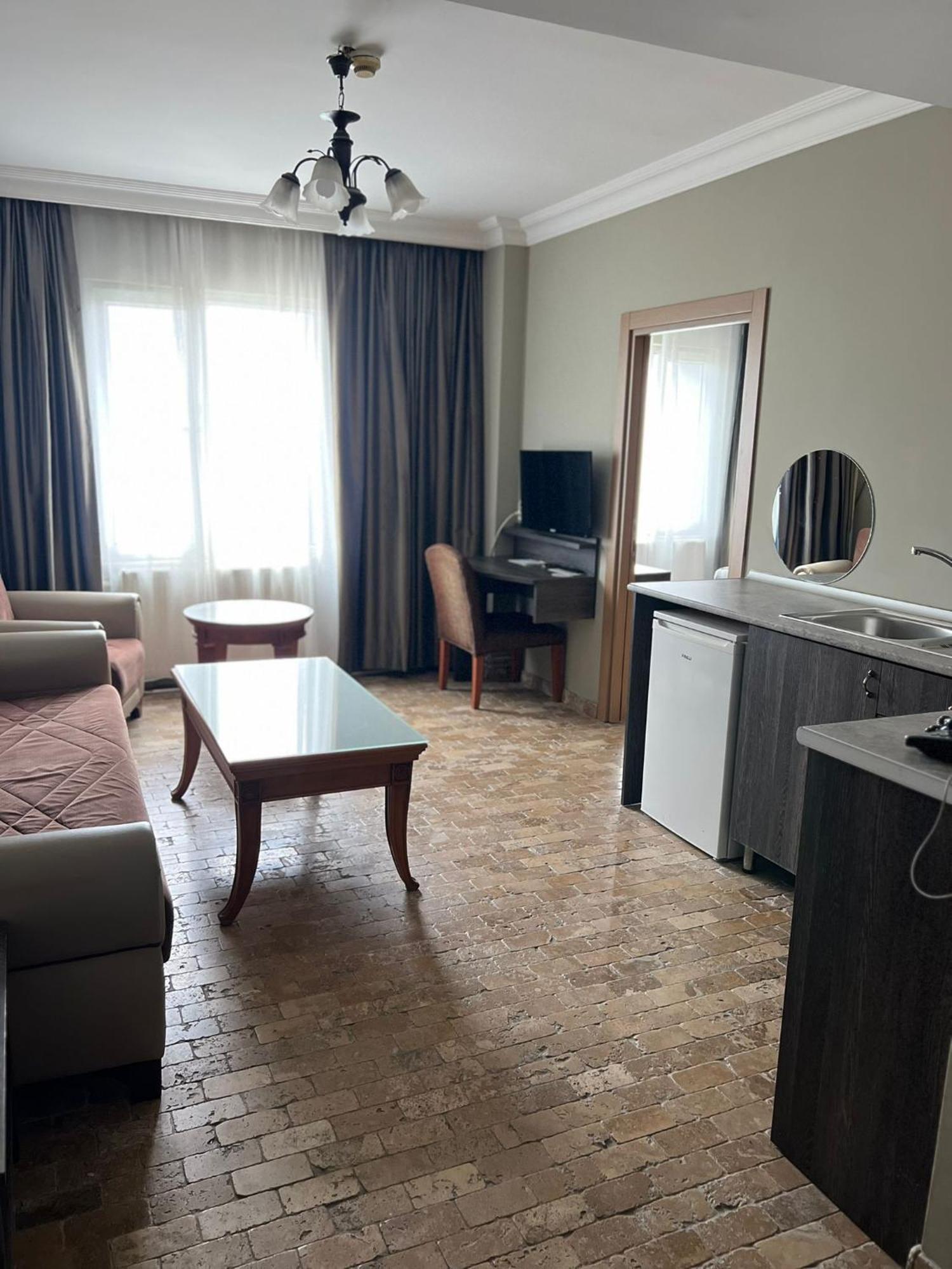 Grand Park Hotel Corlu City Center Bed And Breakfast Exterior photo