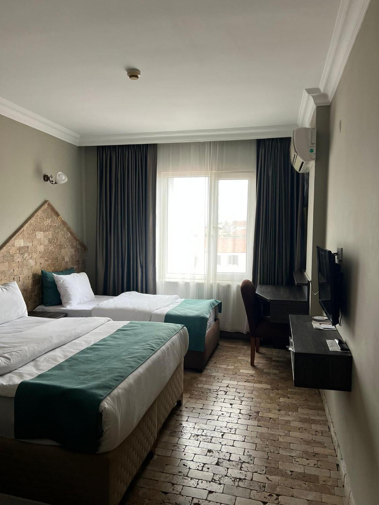 Grand Park Hotel Corlu City Center Bed And Breakfast Exterior photo